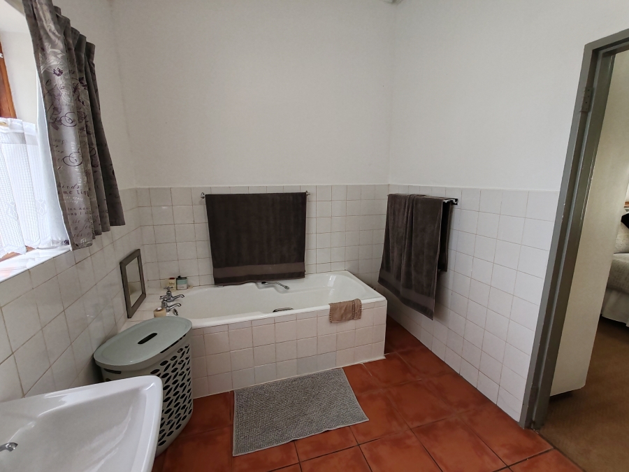 3 Bedroom Property for Sale in Kleinmond Western Cape